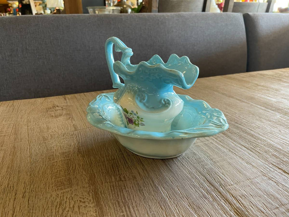 Vintage Arnels pitcher and basin 2pc set 33143