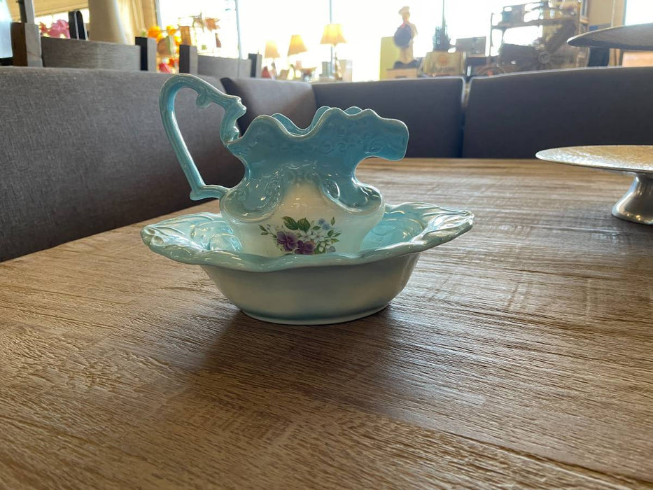 Vintage Arnels pitcher and basin 2pc set 33143