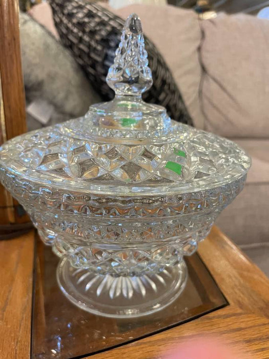 Vintage Anchor Hocking glass Wexford diamond point candy dish w/ lid 33025