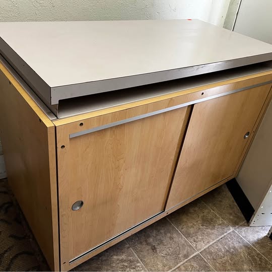 Credenza cabinet, heavy duty for office or home 33885