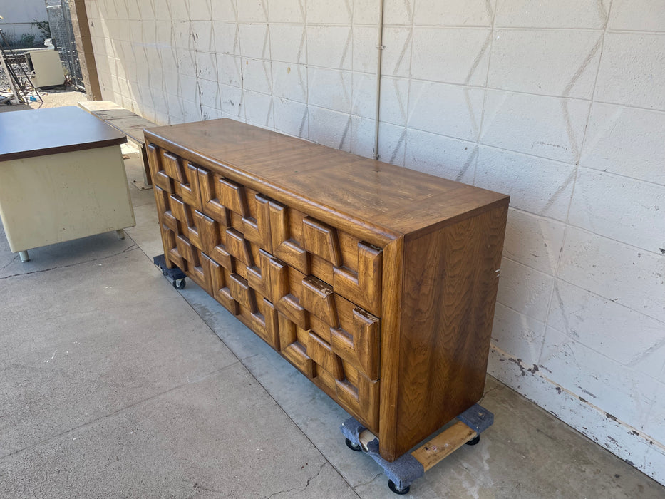 Vintage Mid Century Modern Brutalist geometric wooden dresser with 9 drawers 32261