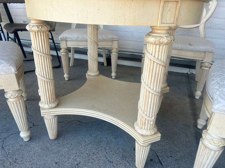 Beautiful glass top kitchen, dining, or patio, outdoor or indoor table with 4 chairs 33754