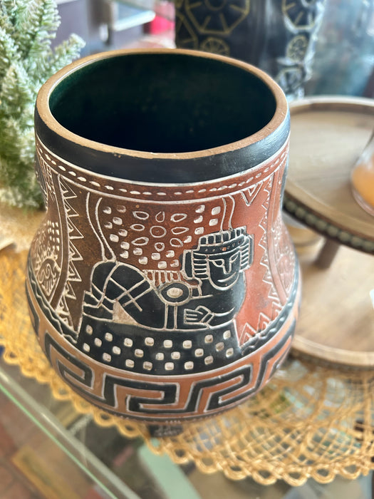 Vintage Brown and Black Mexican pottery tri pod vase 34183