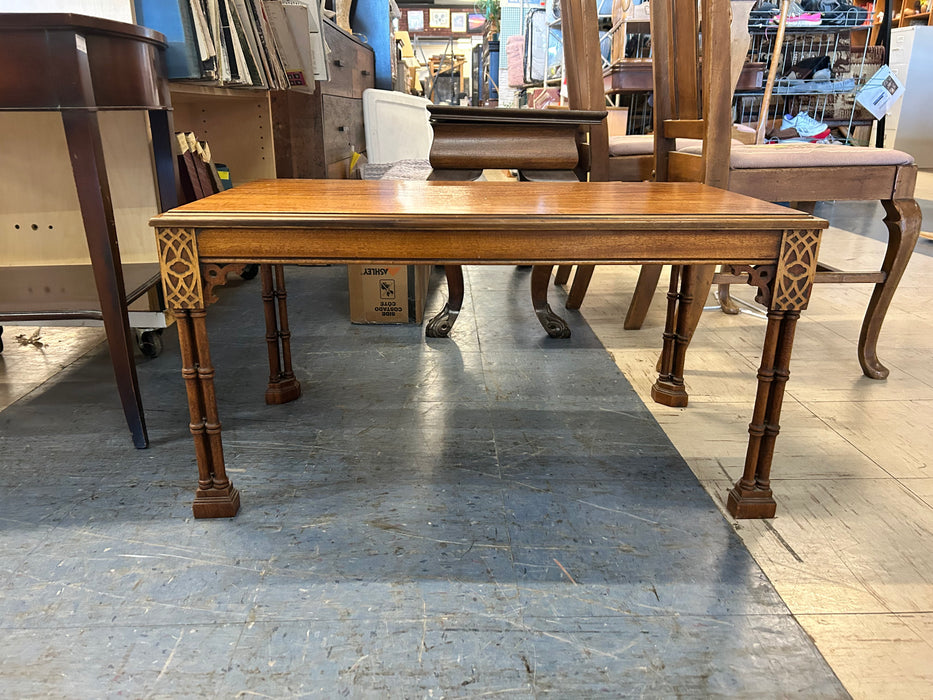 Wood coffee table 34190