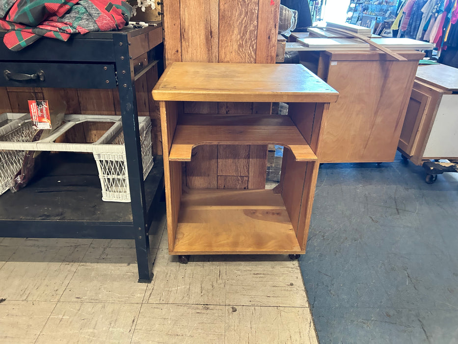 Wood kitchen/dining shelf table cart on casters 34199