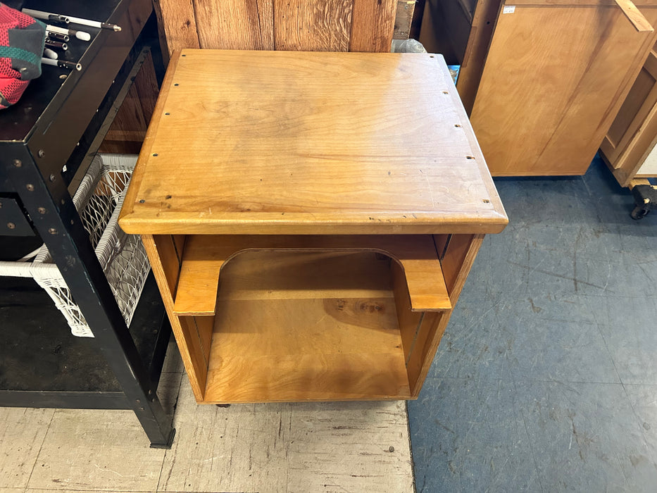 Wood kitchen/dining shelf table cart on casters 34199