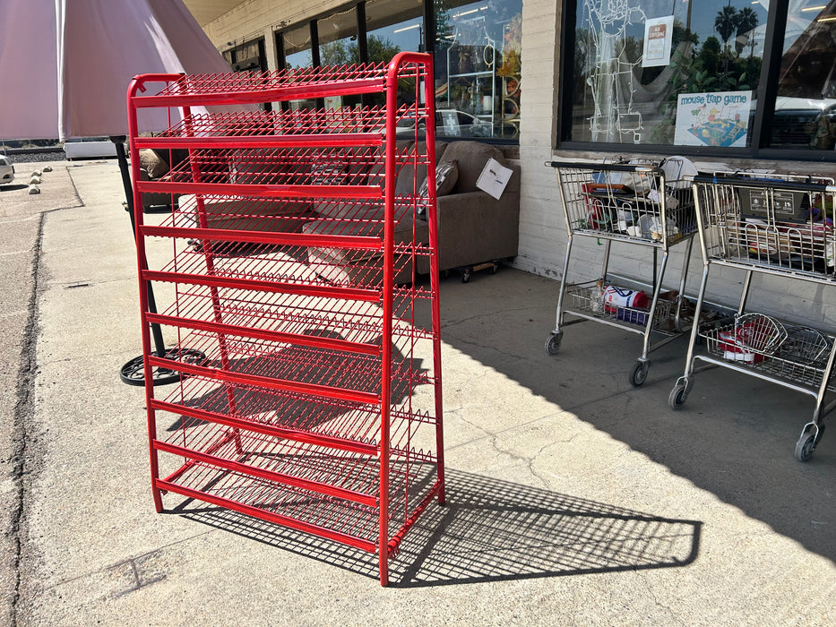 Red metal commercial display rack 33787