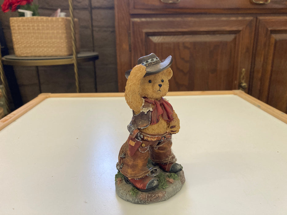 Deputy Boyd bear figurine 32308