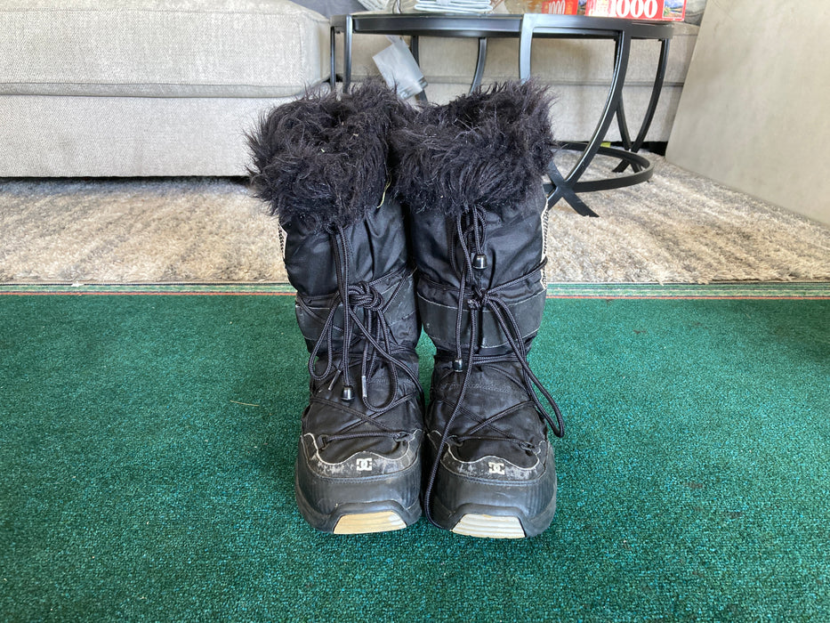 DC snow boots 32322