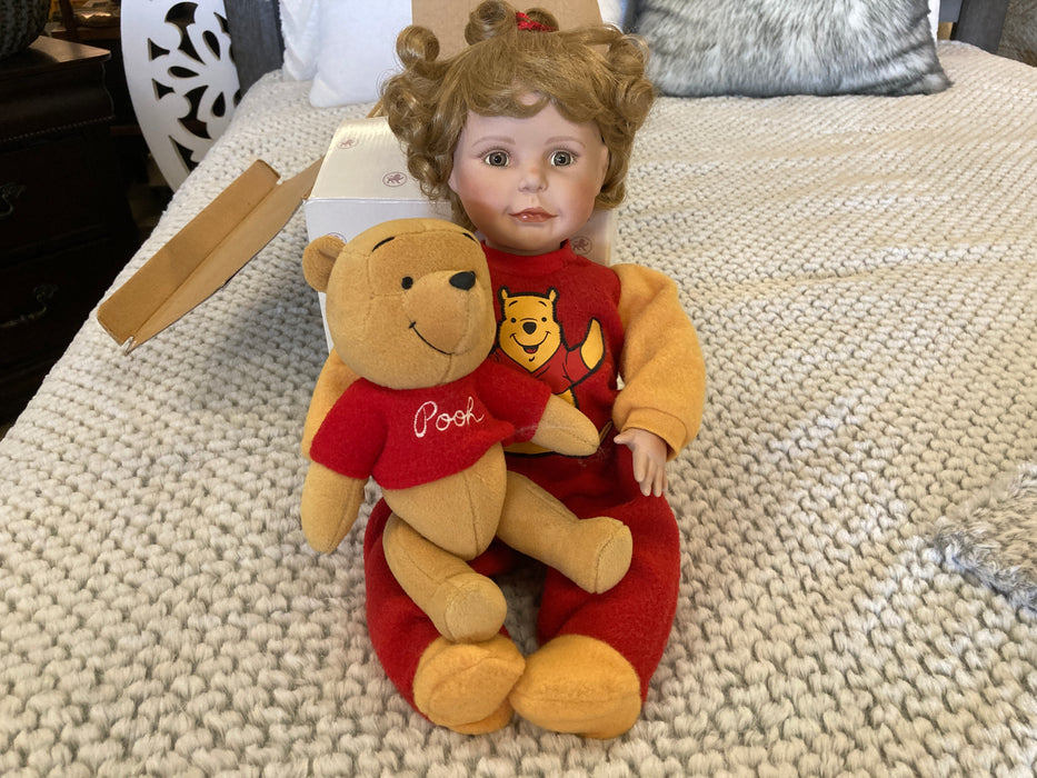 Ashton drake Let's play patty-cake Pooh doll with box 32447