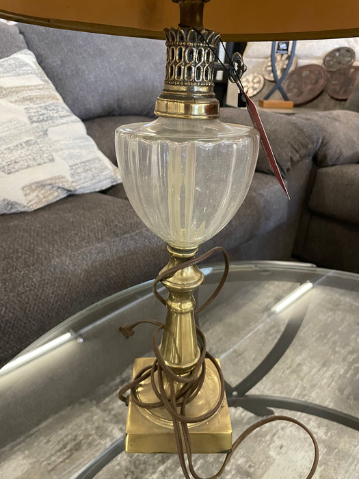 Brass lamp with clear accent 31237