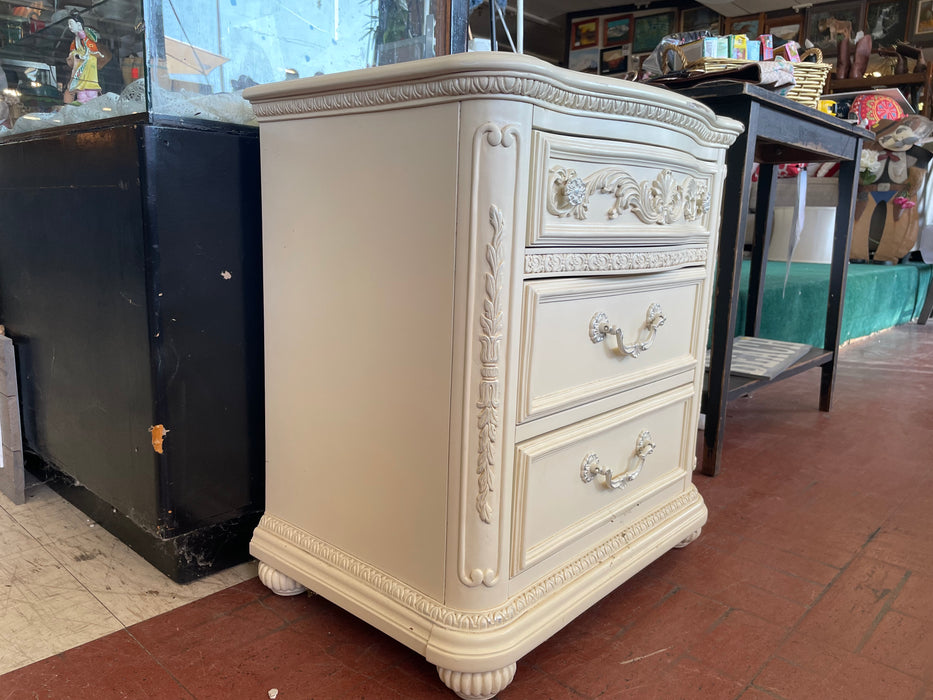 Jessica McClintock 3 drawer cuved front ornate white nightstand 32853