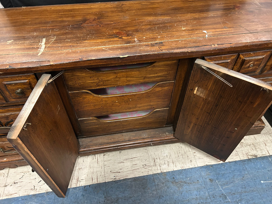 Wood 9 drawer dresser 34378