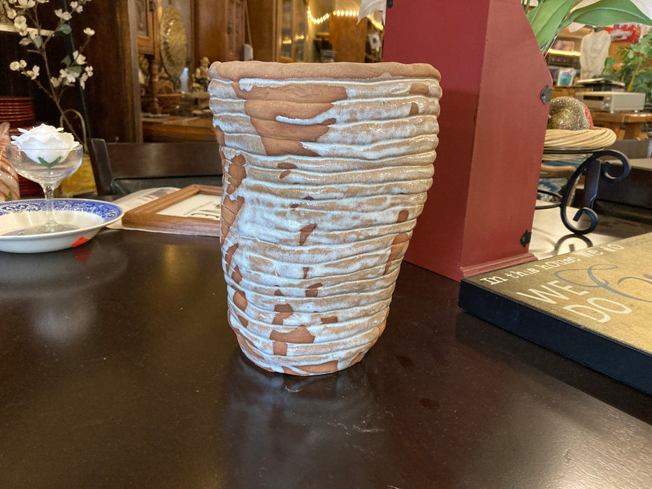Hand made clay flower pot or vase 31328