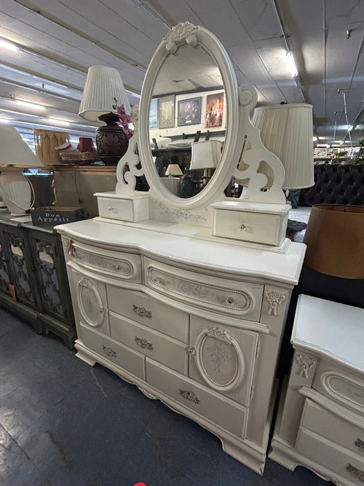 Acme Furniture adorable White 6 drawer dresser with vanity mirror 34387