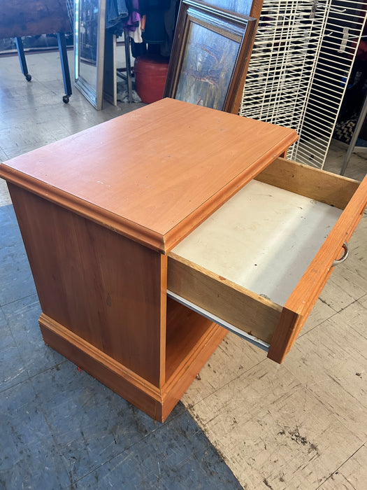 1 drawer wide  nightstand 34016