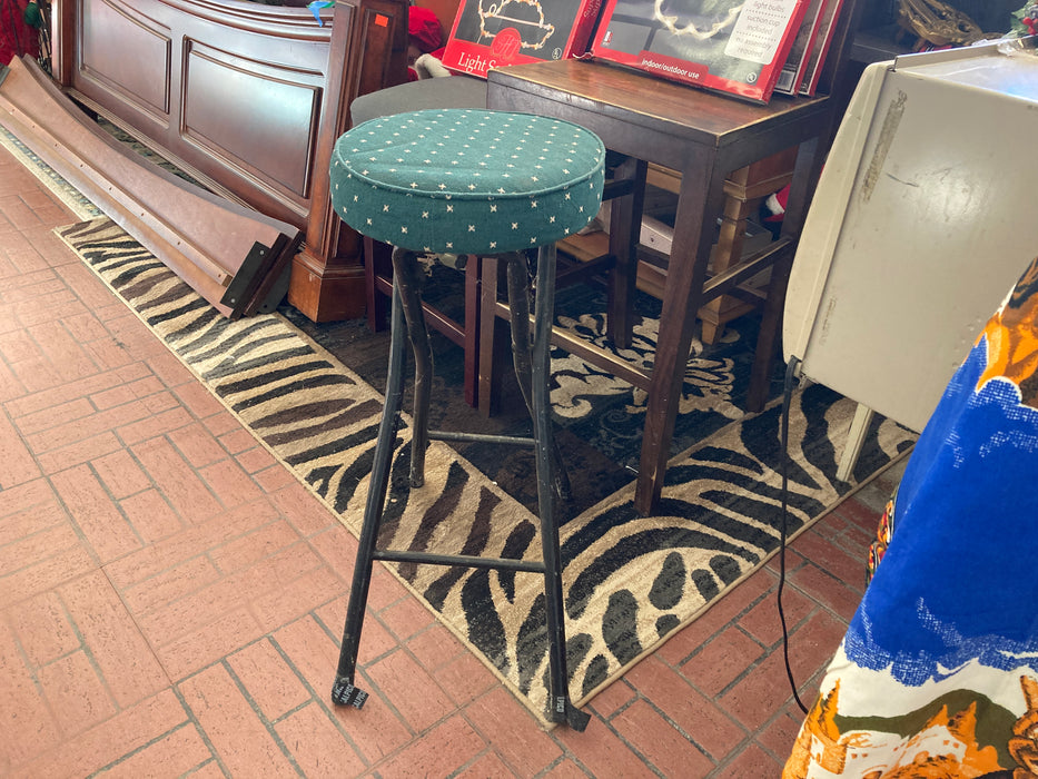 Green upholstered stool 31779