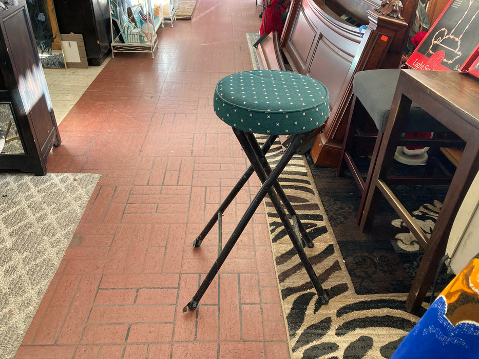 Green upholstered stool 31779