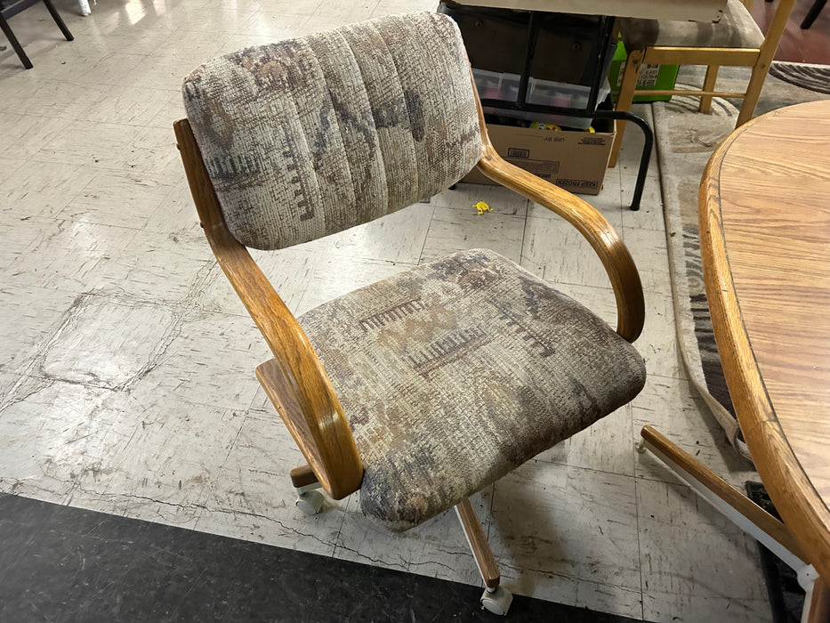 Kitchen or dining table with 6 chairs on casters 7pc set 34058