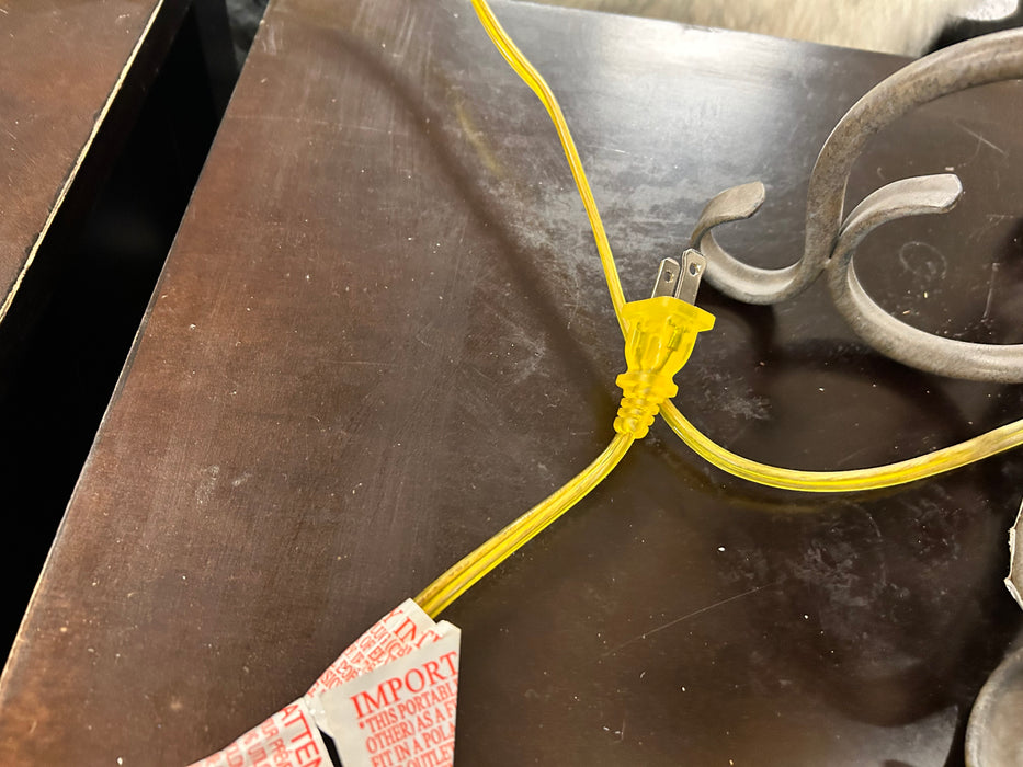 Iron scroll lamp 34057