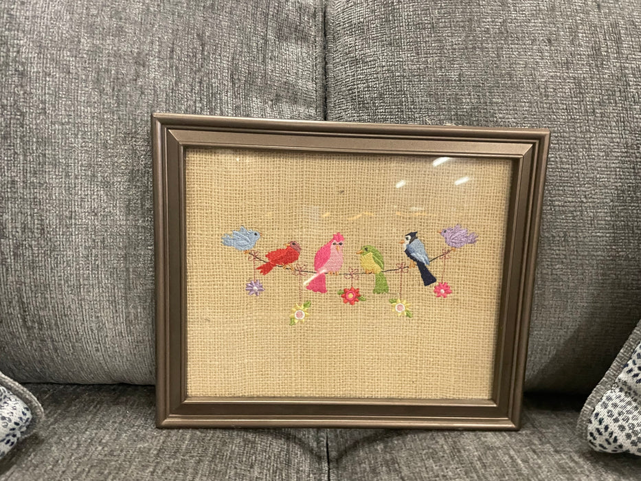 Embroidered bird framed picture 32040