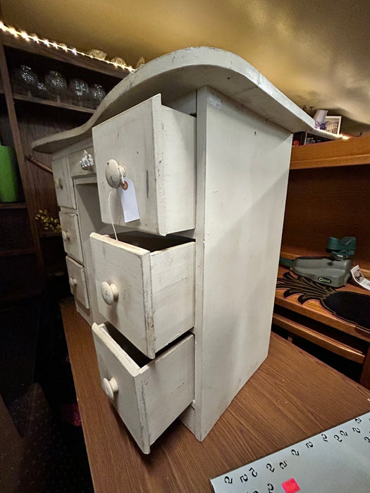 White 7-drawer student desk w/ round white knobs 33482