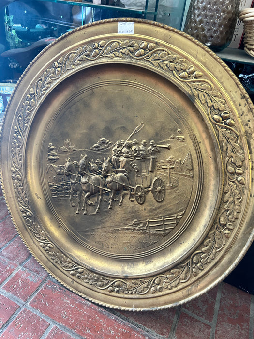Vintage brass horse and buggy wall plate 33495