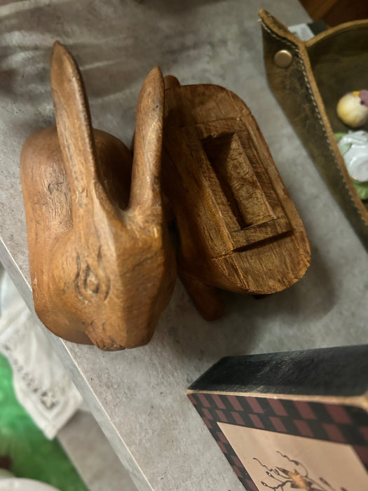 French vintage hand carved wooden rabbit trinket box 33527