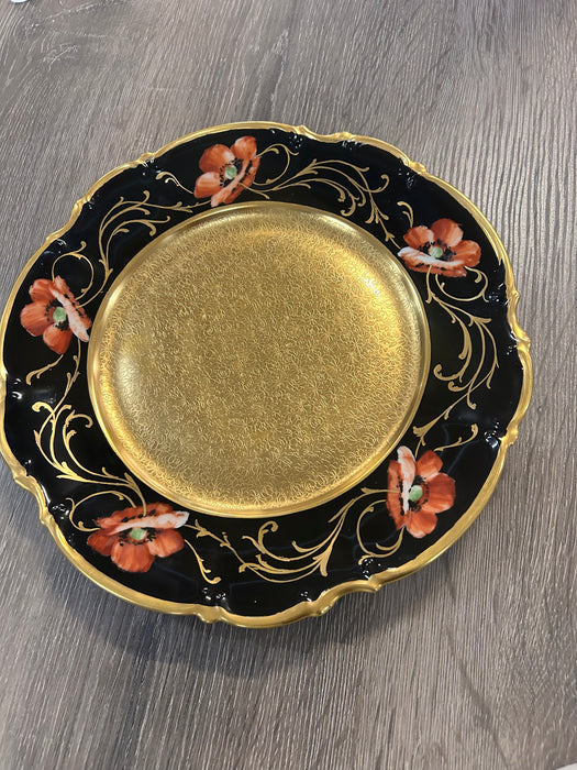 Hutschenreuther Selb handpainted black gold floral plate 33531