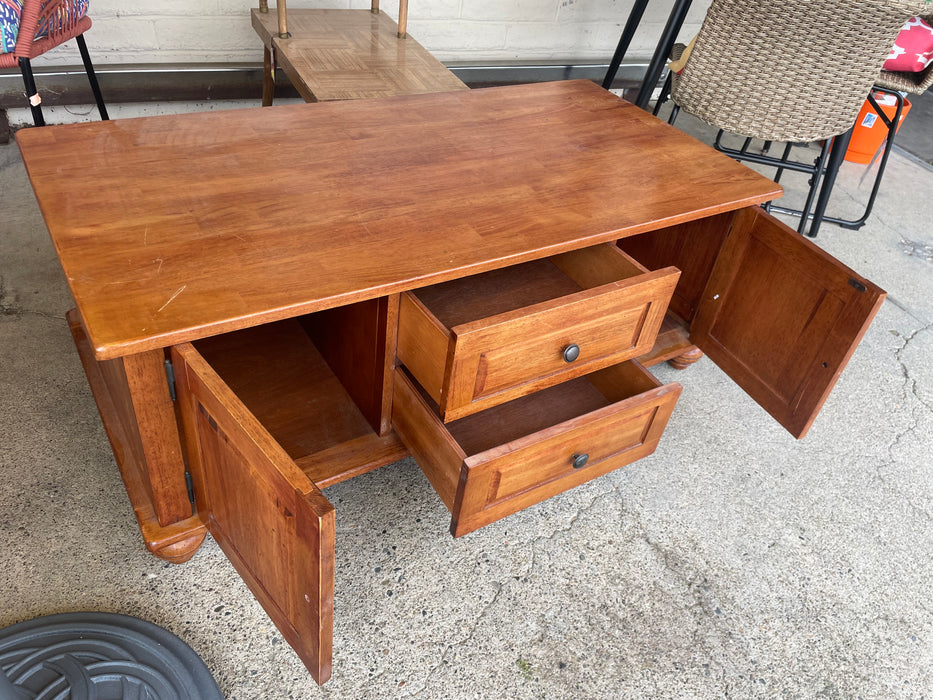 2 drawer 2 door coffee table 32116