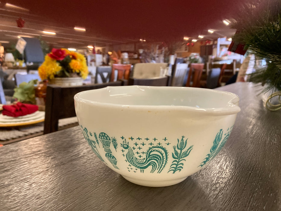 Vintage white 1.5pt. Pyrex Cinderella white/aqua butterprint bowl 32094