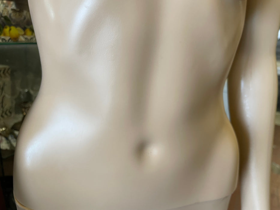 Female Caucasian Complexion Plastic Mannequin 32140