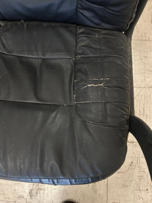 Upholstered faux leather black computer desk chair 34067