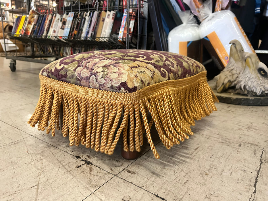 Small upholstered western foot stool with fringe 34081