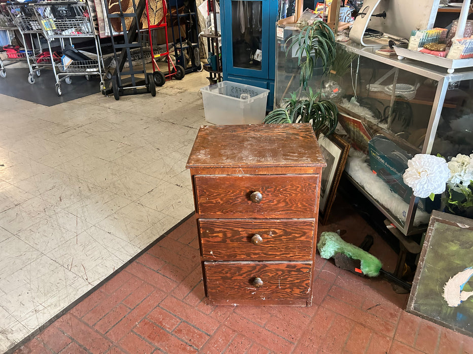 Wood 3 drawer nightstand 34086
