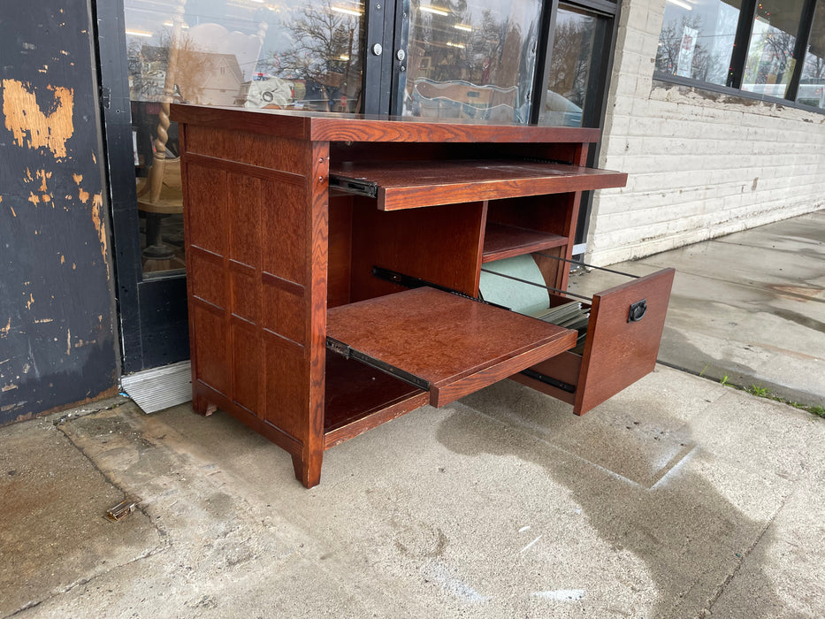 Small wooden TV stand/desk 33356