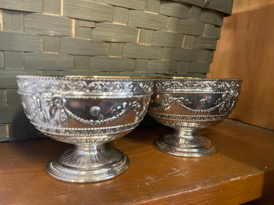 Vintage ornate bowl 2pc set 31865