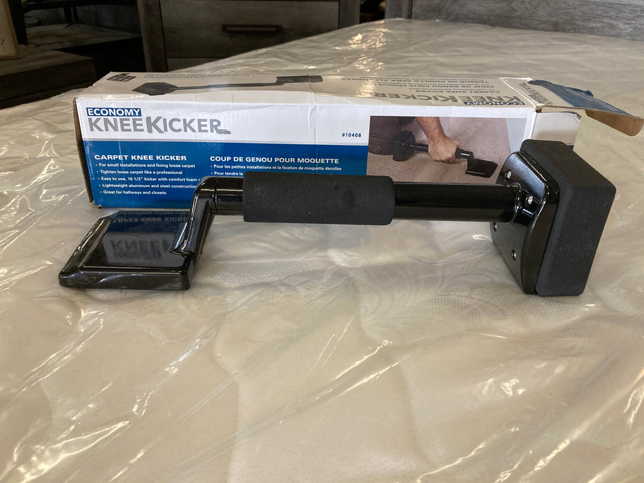 Economy knee kicker for installing carpet in original box 31877