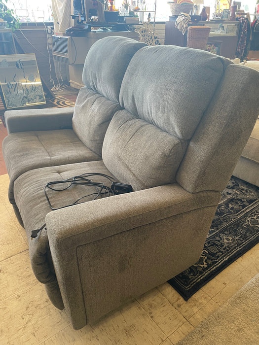 Power electric double reclining loveseat 33394