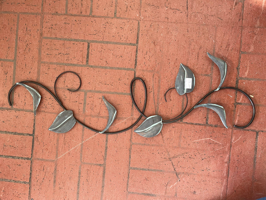 Leaf vine metal wall accent decor 33414
