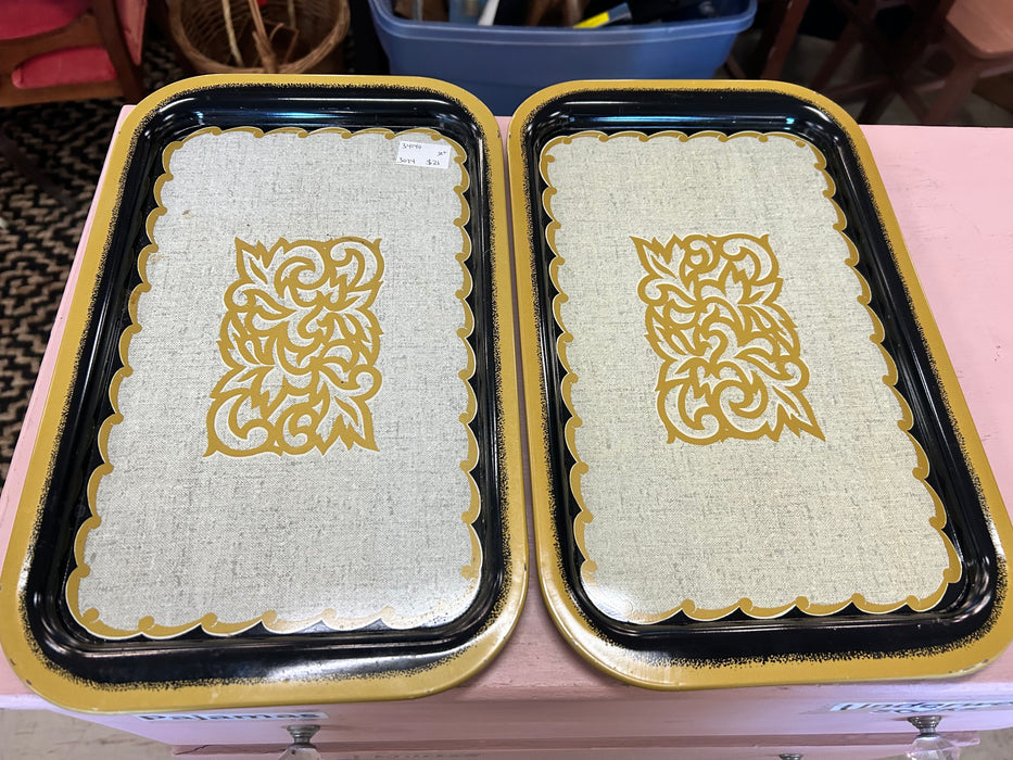 Set of 2 vintage TV serving trays 34140