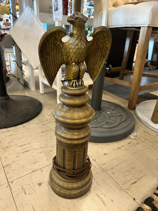 Vintage mid century eagle lamp with shade 34141