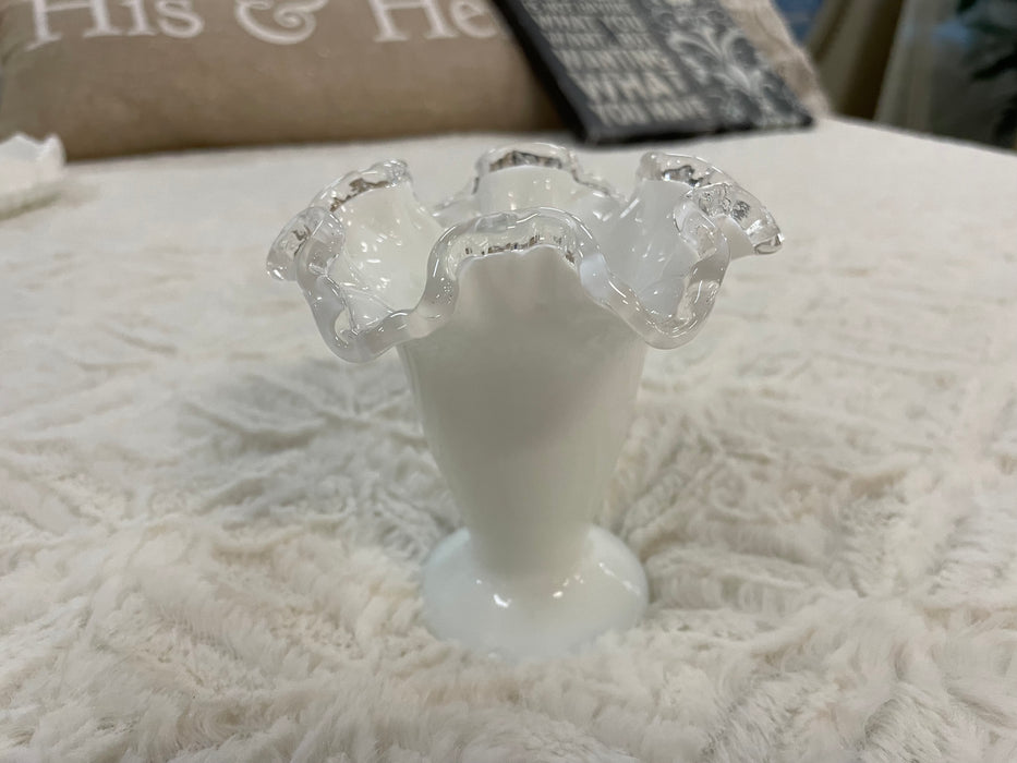 Fenton vintage white milkglass ruffled pitcher 30380