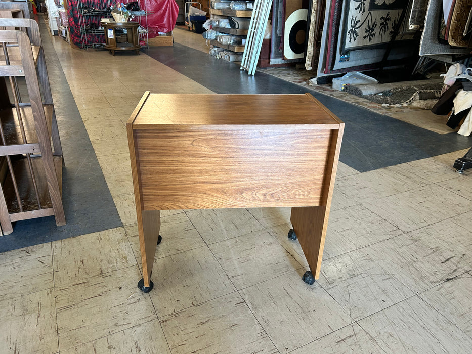 Small rolling desk on casters 34150