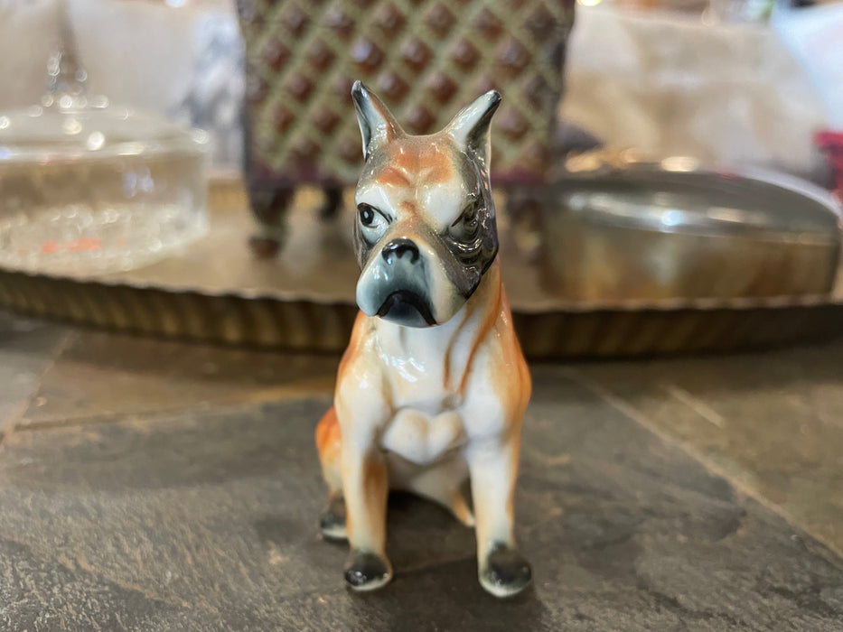 Vintage boxer dog figurine 31963