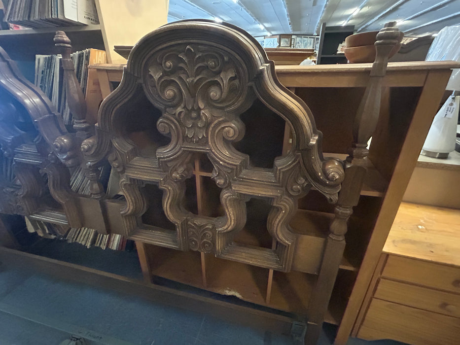 Wood Eastern/standard king headboard and frame 34364