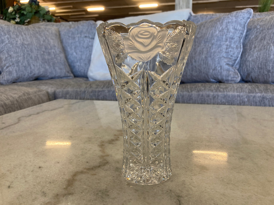 Lead crystal clear german etched vase 31123
