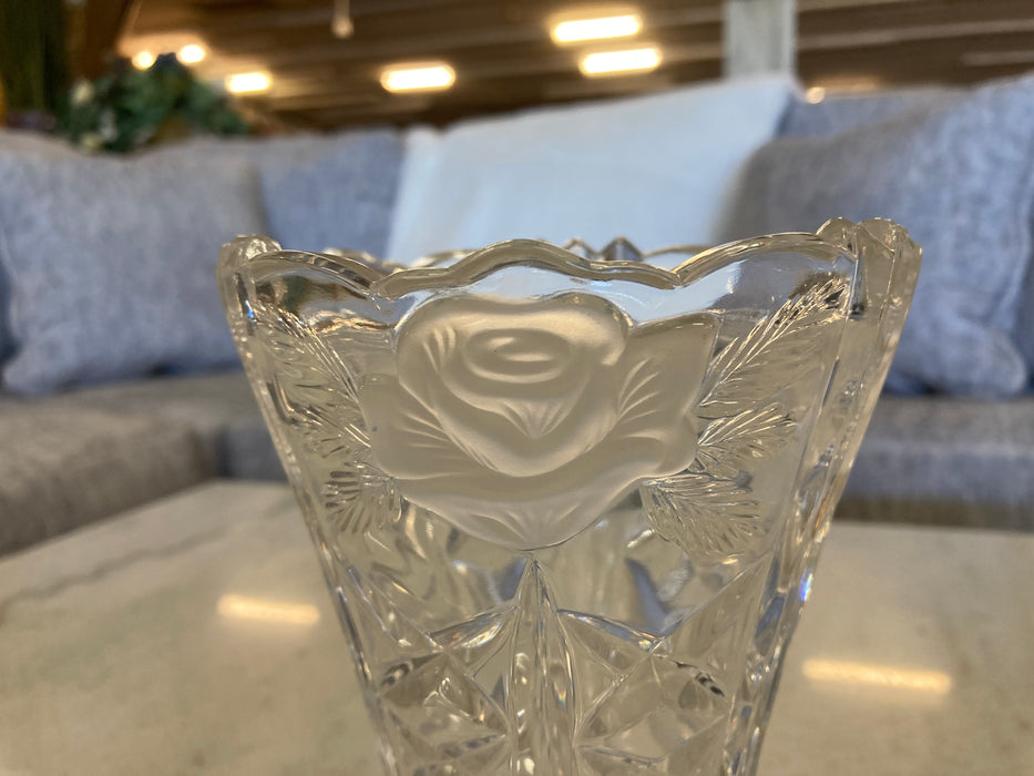 Lead crystal clear german etched vase 31123