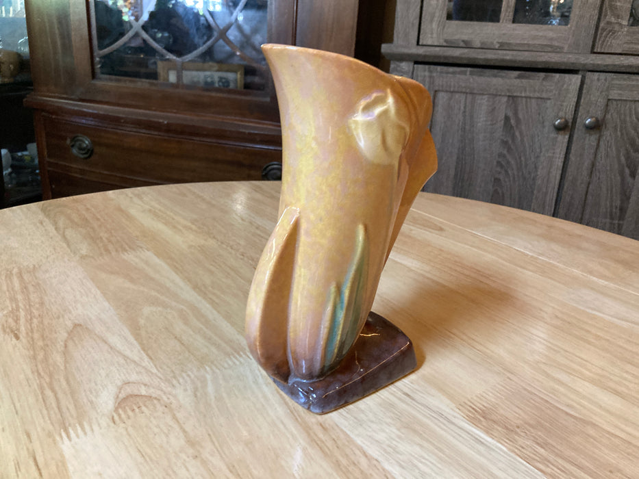 Roseville tulip vase 31127