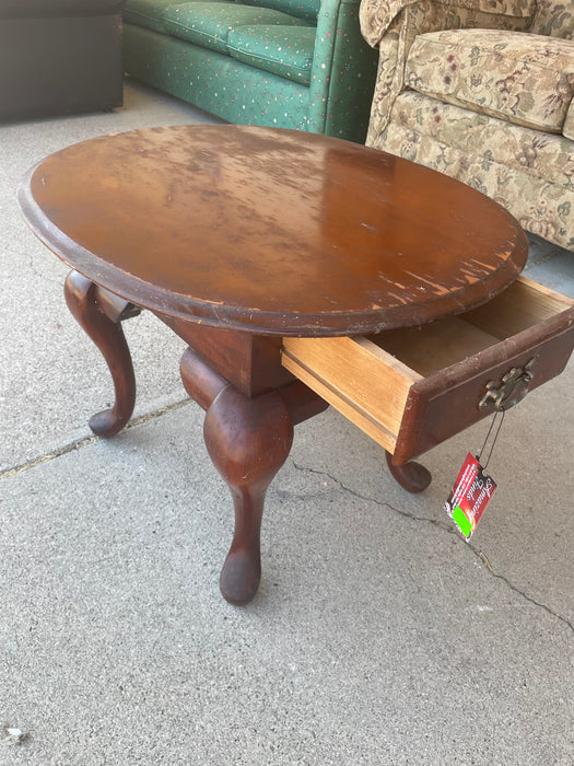 Wood oval side end table 1 drawer 32762